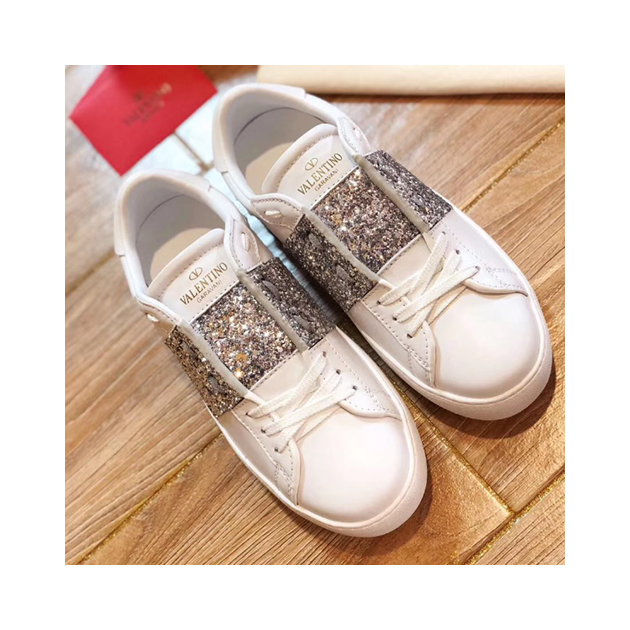 VALENTINO 발렌티노 남여공용 커플 스니커즈 A53