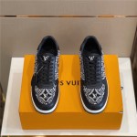 LOUIS VUITTON 루이비통 스니커즈 L32010-2 2COLOR