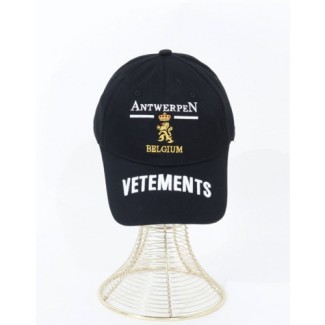 VETEMENTS 배트멍 앤트워프 자수볼캡